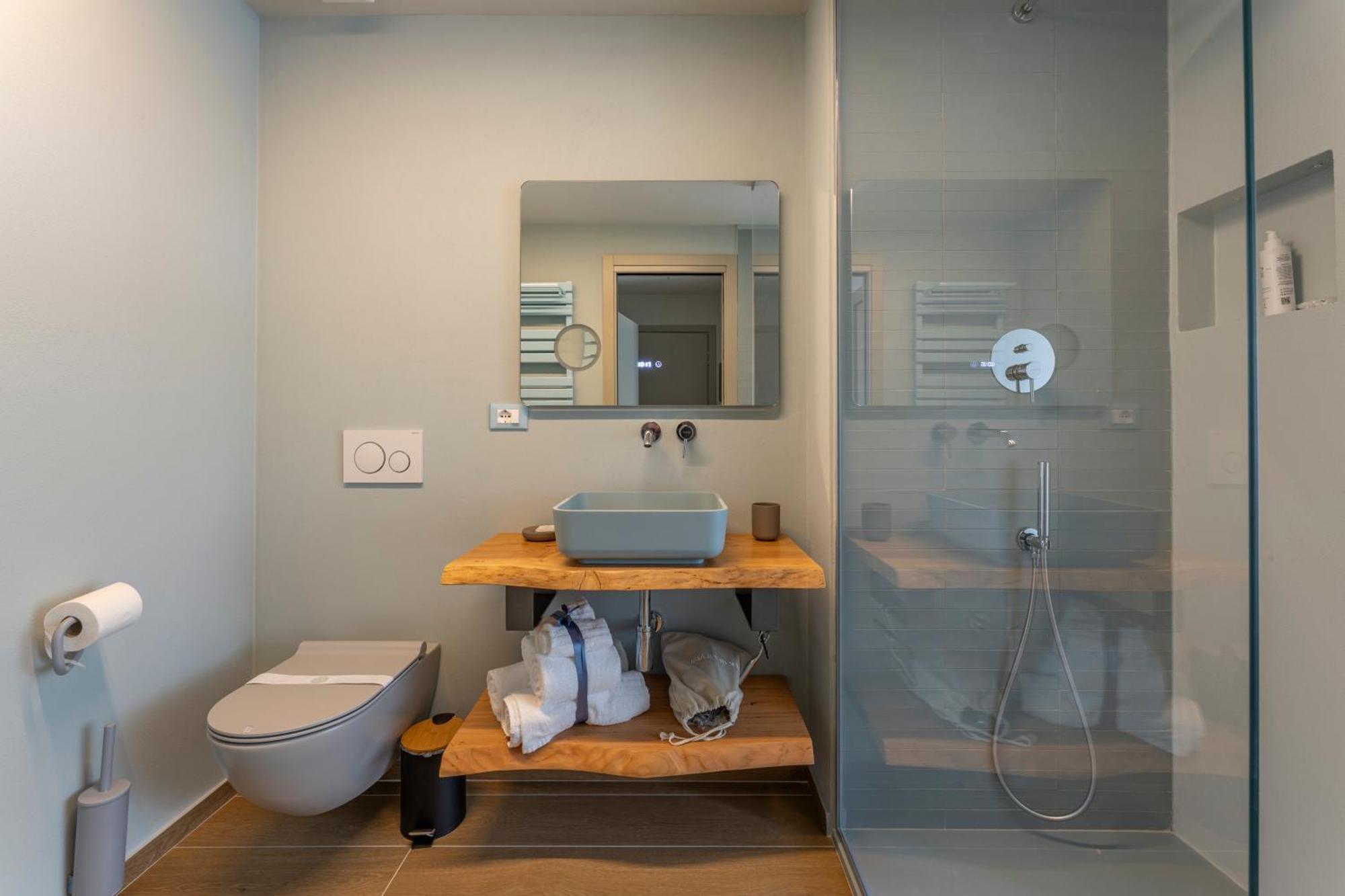 Luci Sul Mare -Boutique Rooms Follonica Eksteriør billede