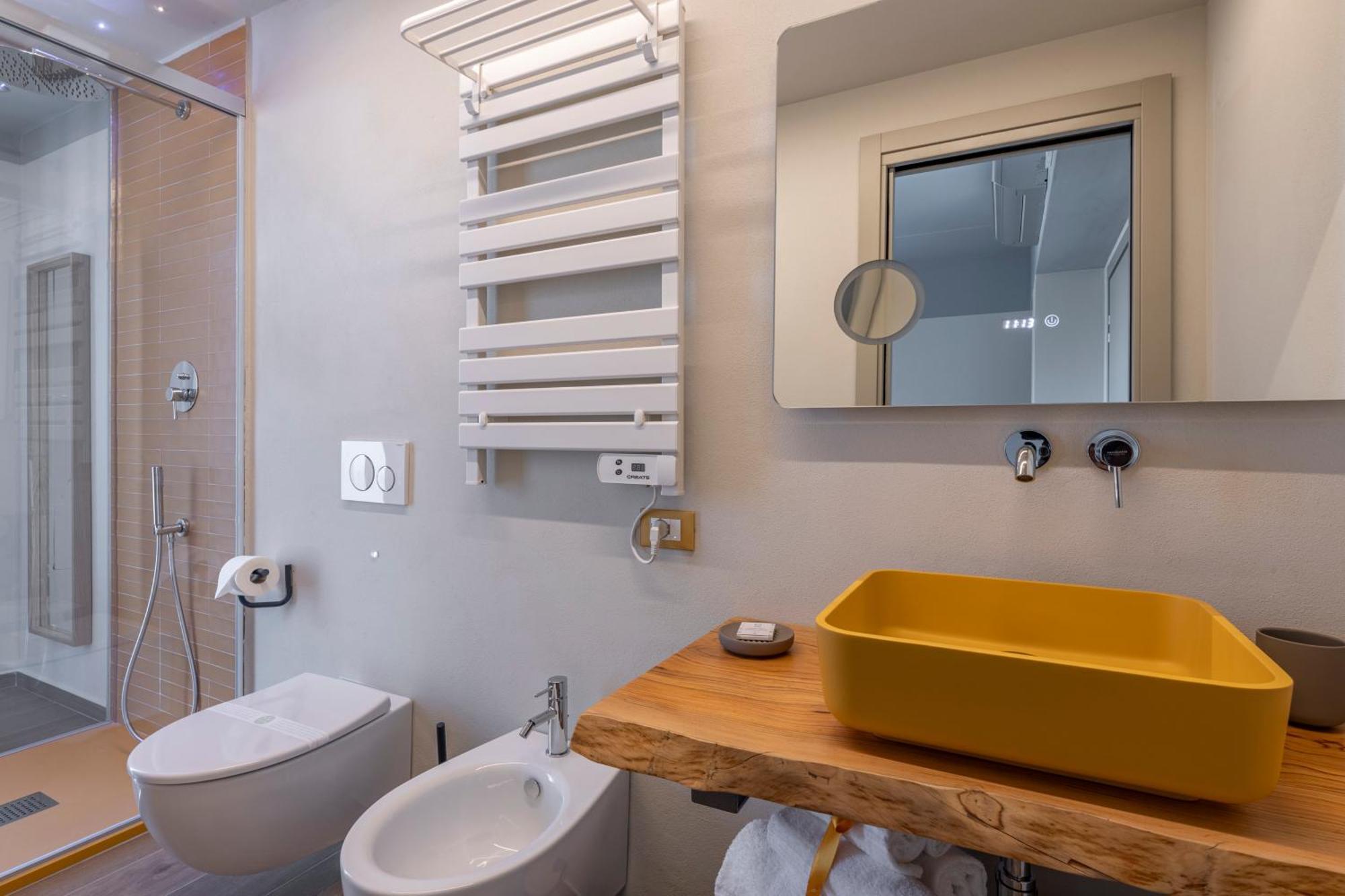 Luci Sul Mare -Boutique Rooms Follonica Eksteriør billede