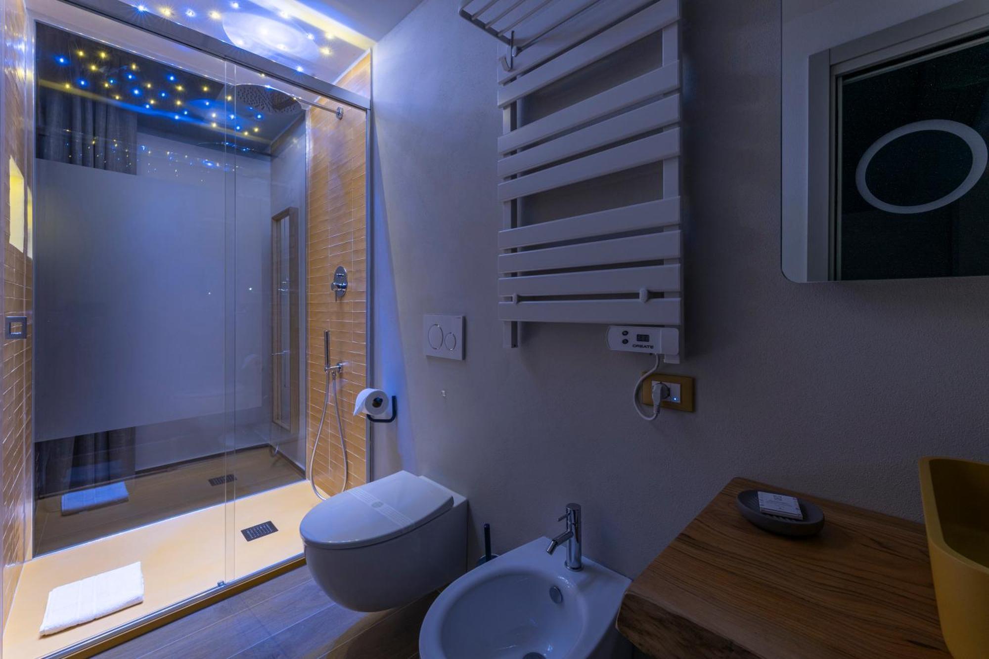 Luci Sul Mare -Boutique Rooms Follonica Eksteriør billede